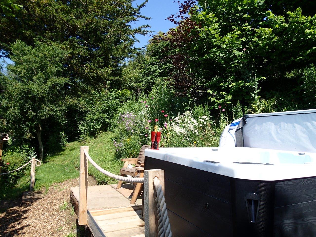 Rose Lodge Hot Tub